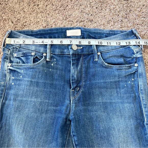 MOTHER Looker Ankle Fray in Double Time - Picture 6 of 16